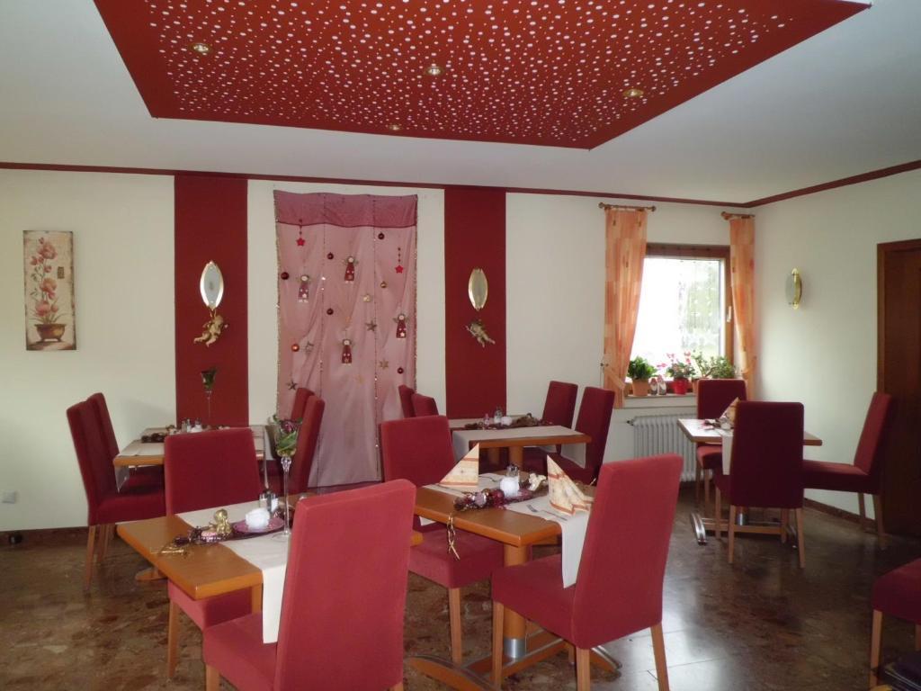 Cafe Rosi Otel Bernkastel-Kues Dış mekan fotoğraf